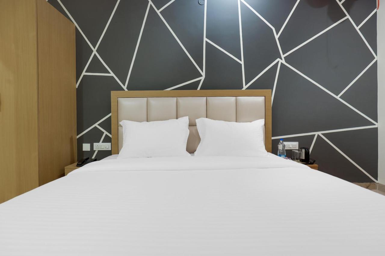 Hotel Bliss Zirakpur Kültér fotó