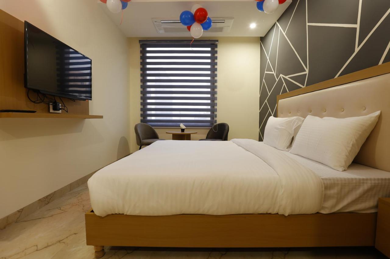 Hotel Bliss Zirakpur Kültér fotó